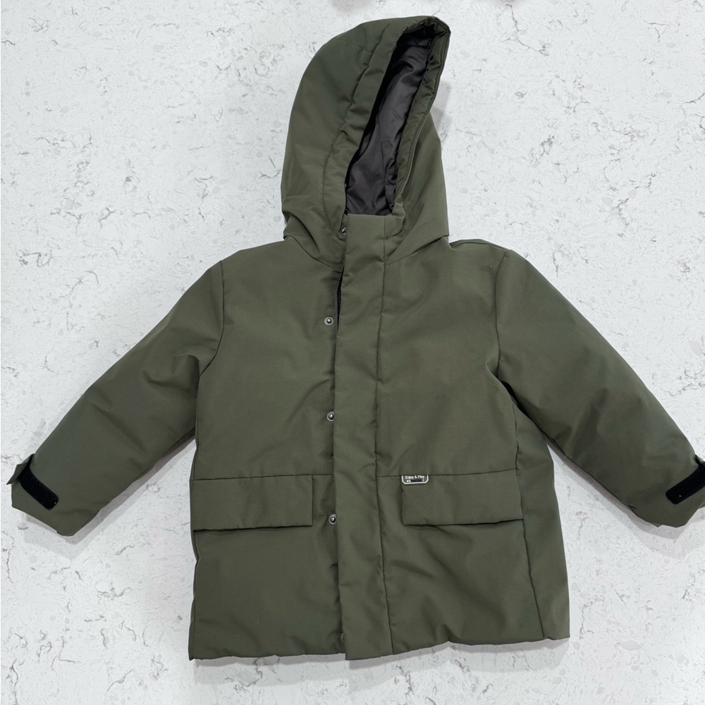 Zara like new 2-3 green light weight winter coat